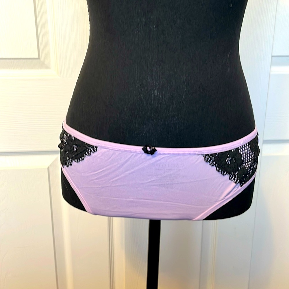 Fun Lilac with Black lace thong panties size 14/16